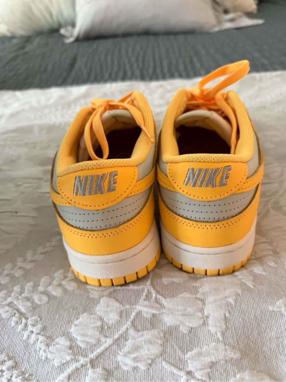 Nike Women’s DUNKS Low-Top Sneakers in Yellow, Pink, OR Blue Sz 9 - Picture 11 of 12